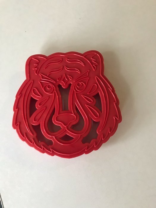 Фотография покупателя товара Форма для печенья и пряников «Тигр», 9,5×9,5×1,5 см, цвет красный - Фото 4