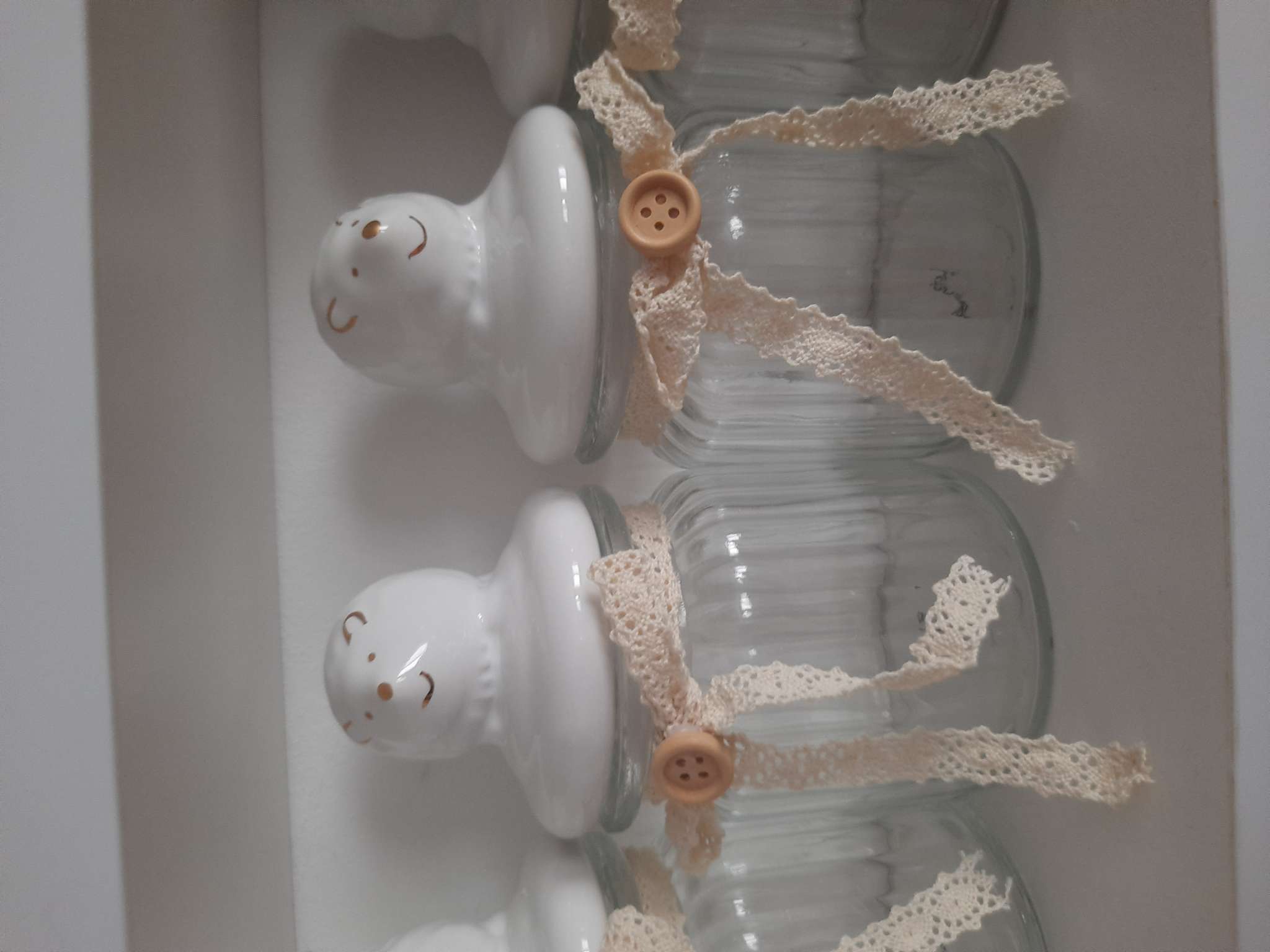 Фотография покупателя товара Банка для сыпучих Доляна «Ёжик в золотом», 600 мл, с керамической крышкой, стекло, прозрачная - Фото 4