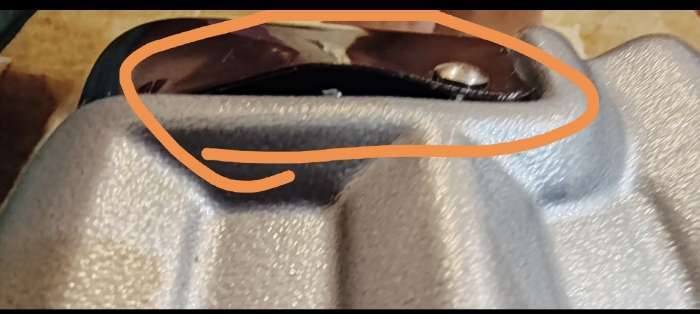 Фотография покупателя товара Чемодан на колёсах средний 55 л (M),, 2 кодовых замка, 4 колеса, крючок, серебряный - Фото 7