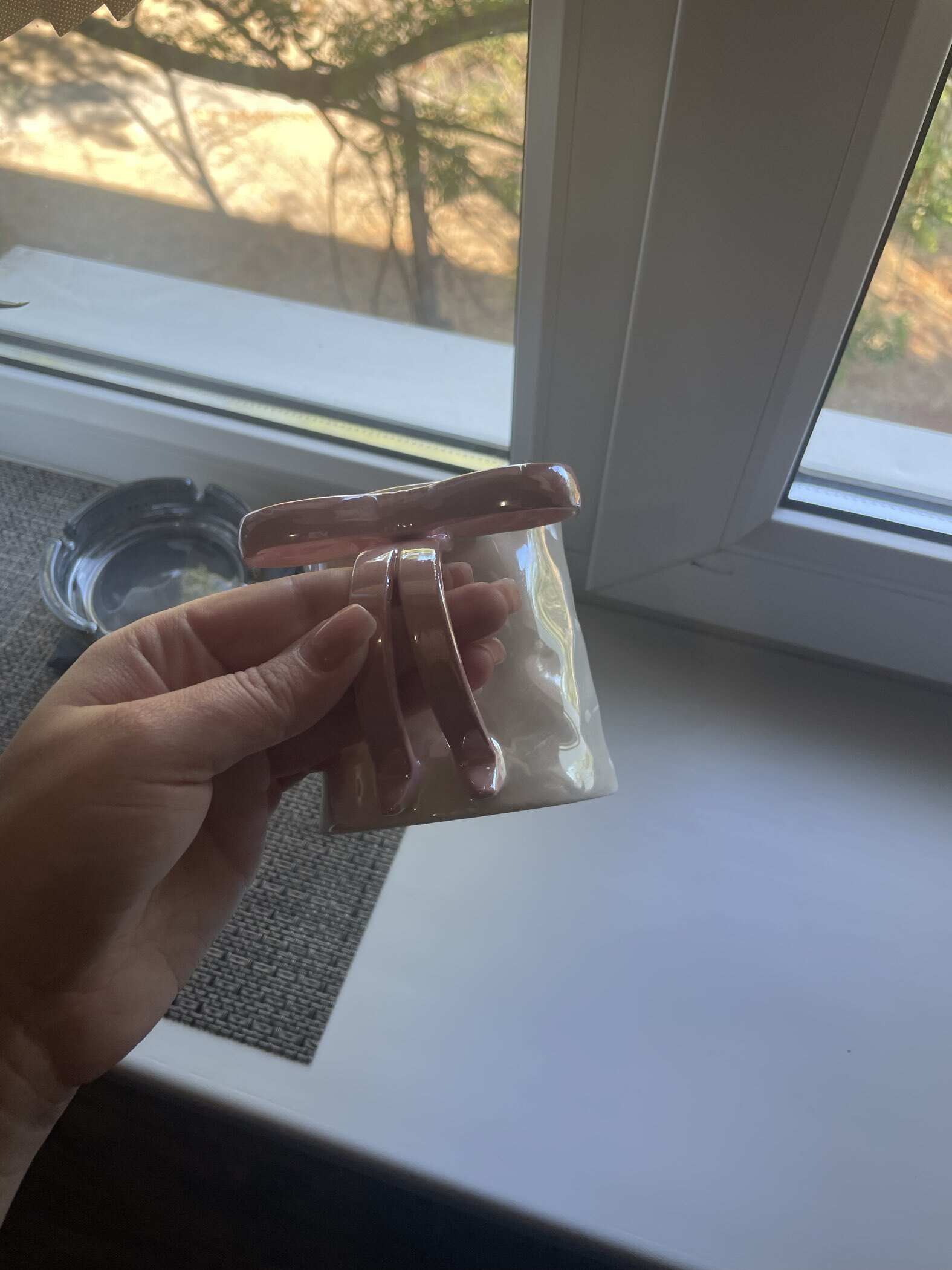 Фотография покупателя товара Кружка «Бантик», керамика, 350 мл, 8.5×9 см, белая - Фото 1