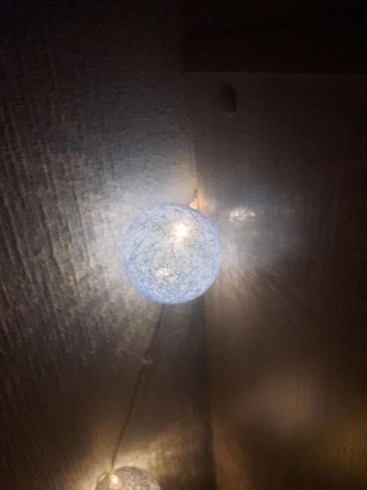 Фотография покупателя товара Гирлянда «Нить» 5 м с насадками «Клубки небесные», IP20, прозрачная нить, 20 LED, свечение тёплое белое, 220 В - Фото 11
