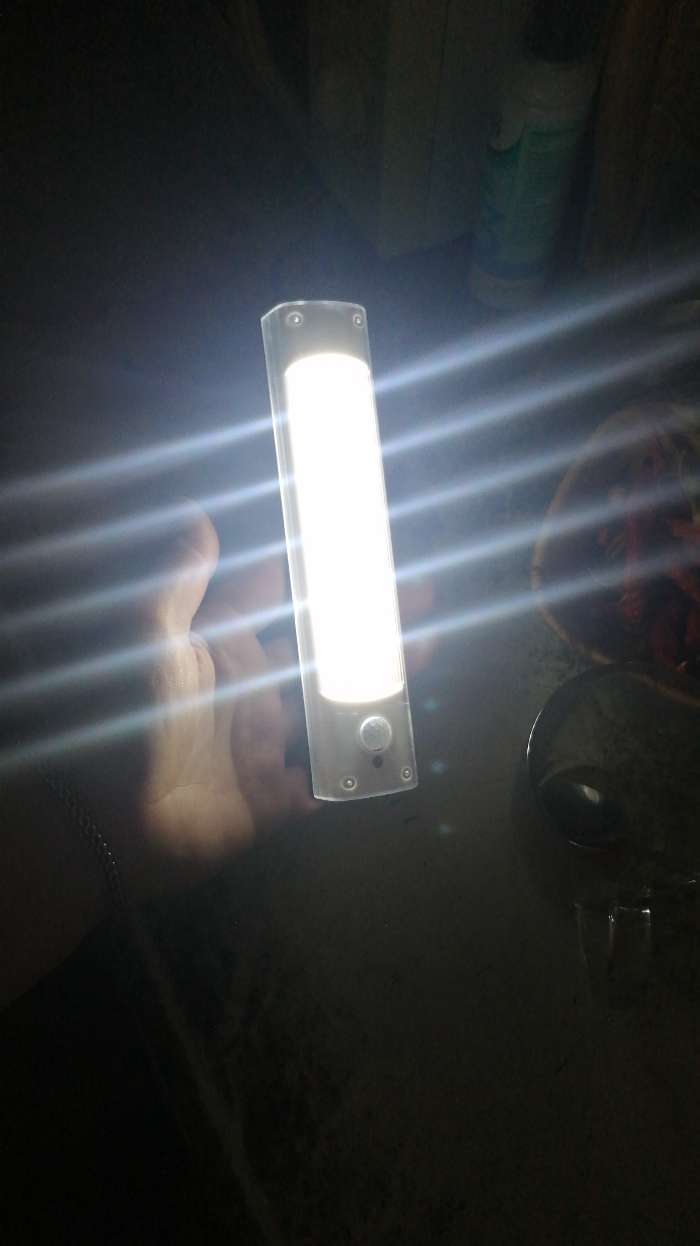 Фотография покупателя товара Светильник светодиодный с датчиком движения, 5 LED, 2 Вт, от батареек 3*AAA, 6500К, белый - Фото 7