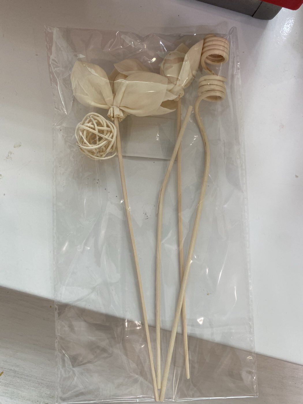 Фотография покупателя товара Палочки для аромадиффузора из ротанга «С цветами», набор 4 шт. - Фото 3