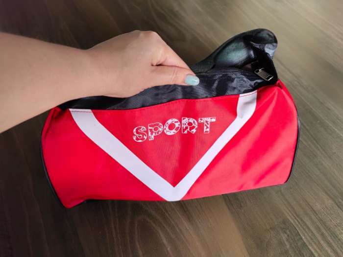 Фотография покупателя товара Сумка спортивная на молнии, боковой карман/сетка, регулируемый ремень, маленький размер, тёмно-синяя - Фото 2