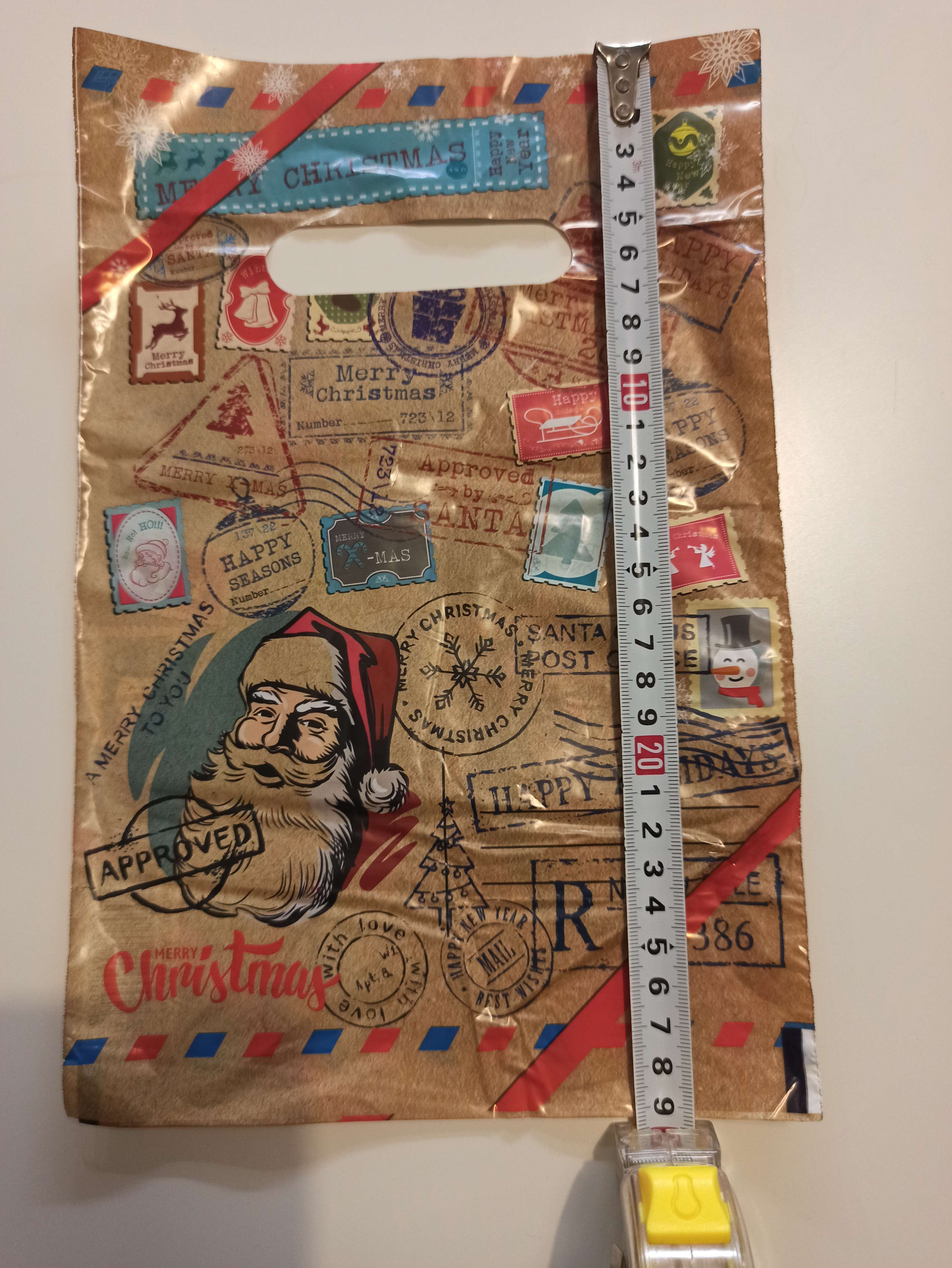 Фотография покупателя товара Пакет "Новогодняя почта", полиэтиленовый с вырубной ручкой, коричневая, 20х30 см, 30 мкм - Фото 6