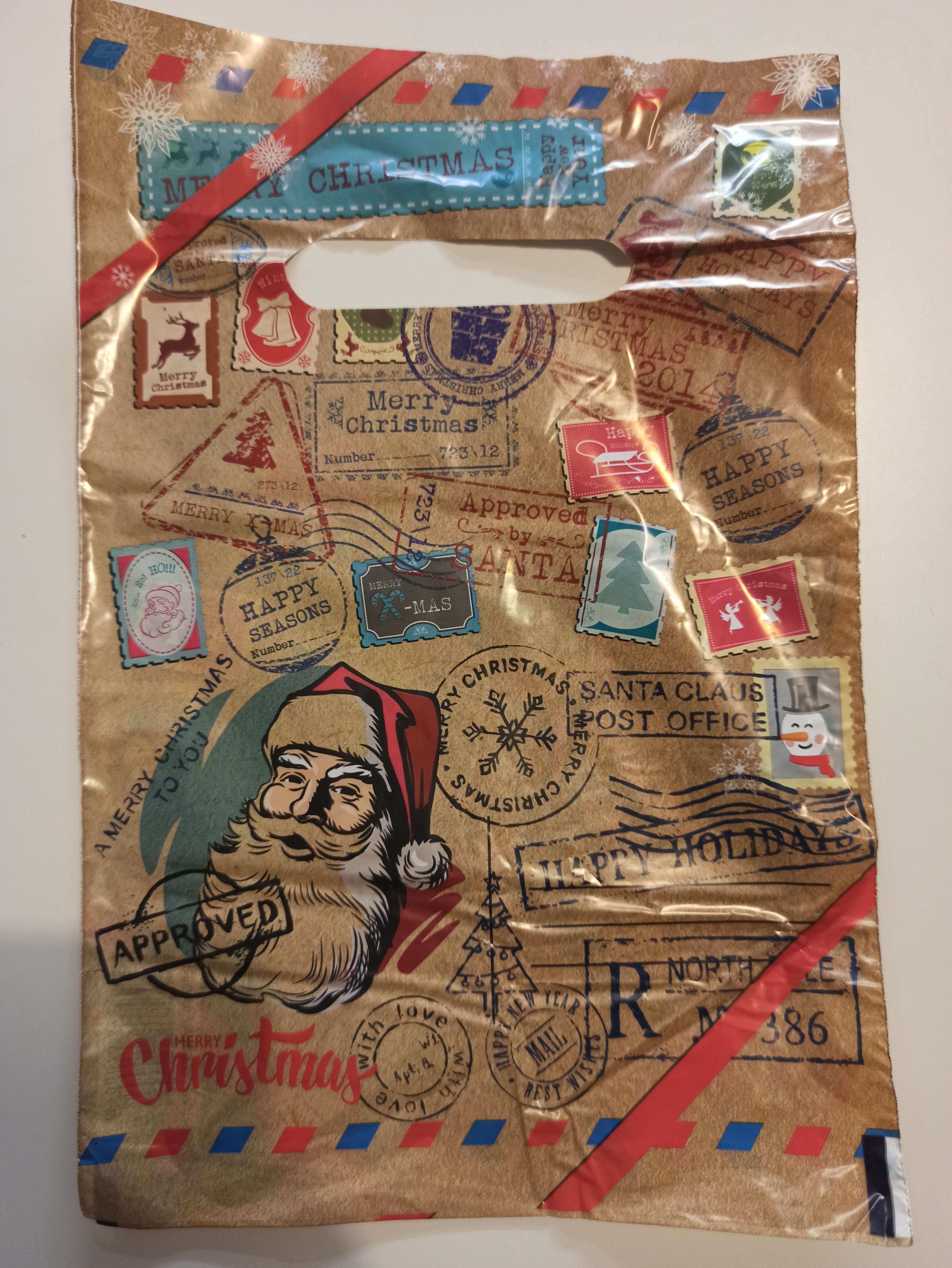Фотография покупателя товара Пакет "Новогодняя почта", полиэтиленовый с вырубной ручкой, коричневая, 20х30 см, 30 мкм - Фото 7