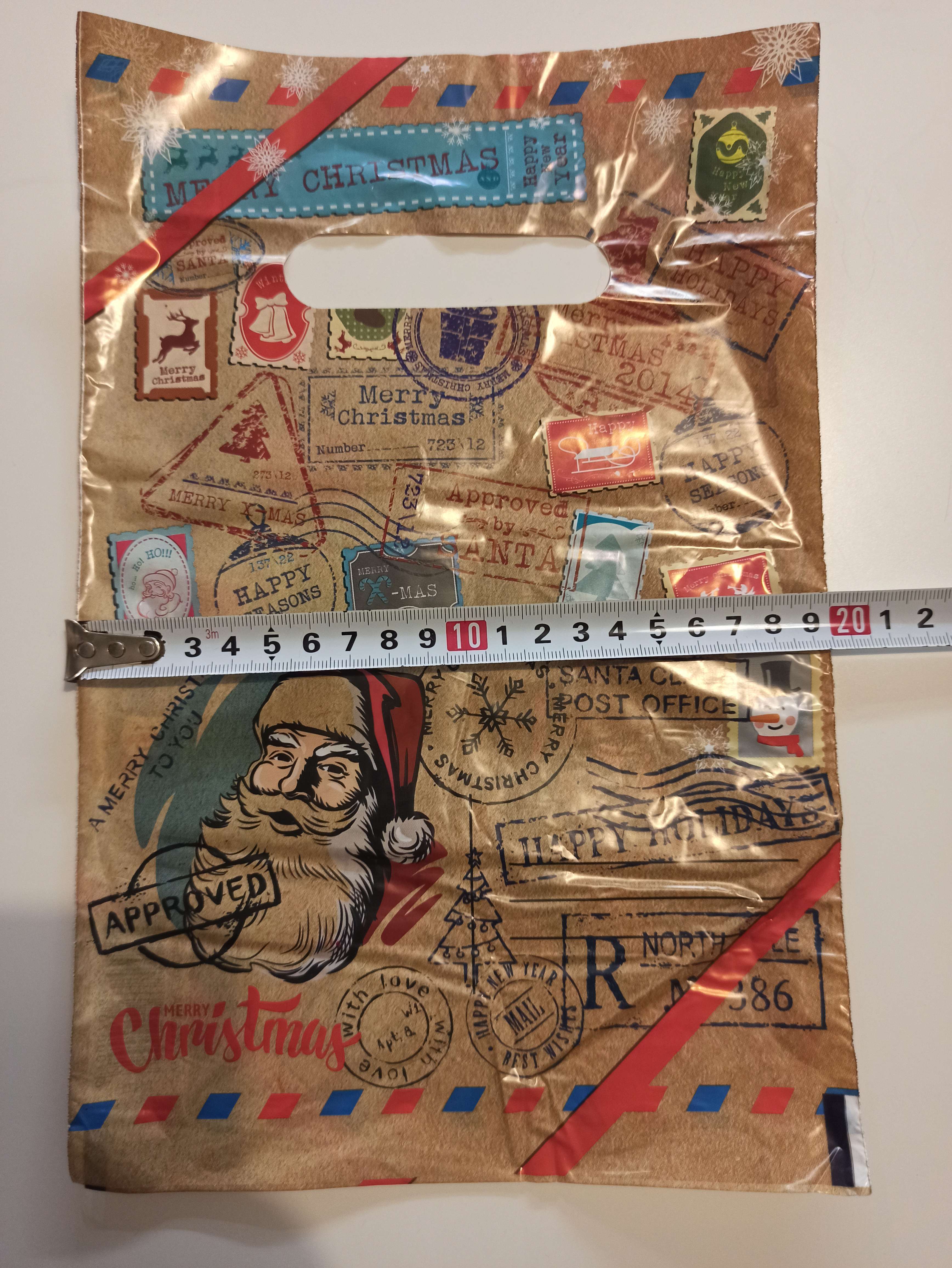 Фотография покупателя товара Пакет "Новогодняя почта", полиэтиленовый с вырубной ручкой, коричневая, 20х30 см, 30 мкм - Фото 5