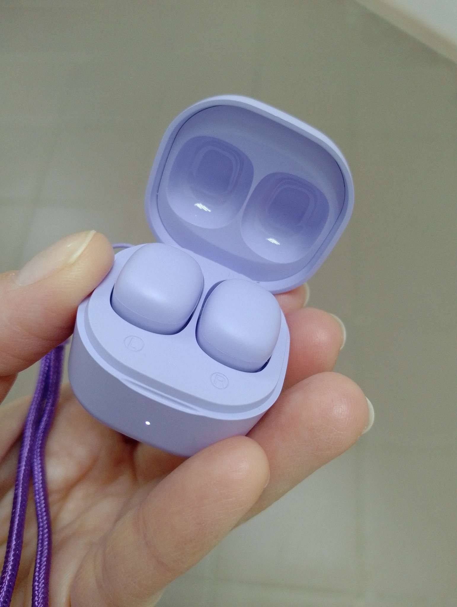 Фотография покупателя товара Наушники беспроводные Y6, TWS, вакуумные, Bluetooth 5.3, 30/200 мАч, шумоподавление, разъём Type-C, с подвесом, белые - Фото 2