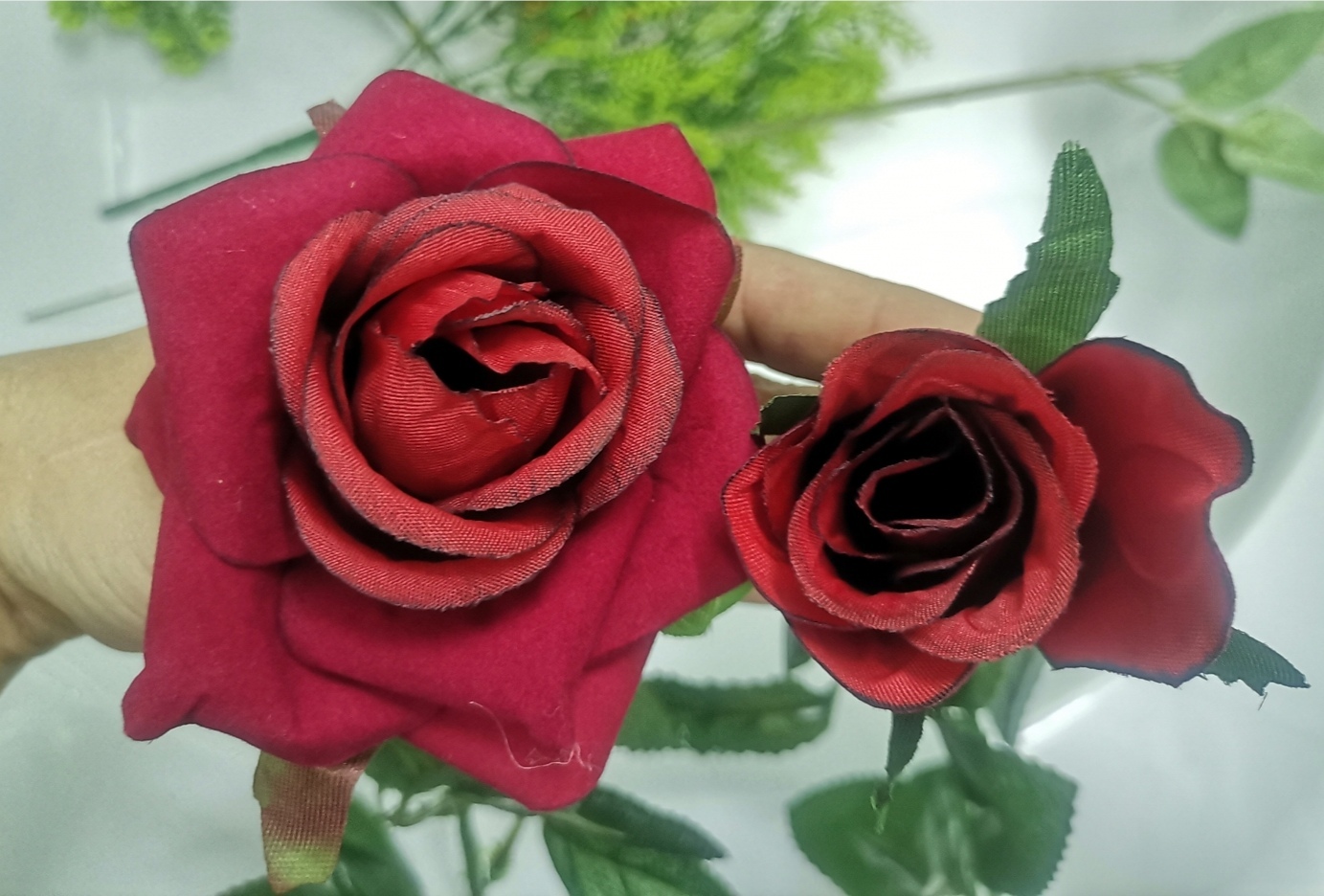 Фотография покупателя товара Цветы искусственные "Роза Гран При" 7*46 см, малиновый - Фото 2