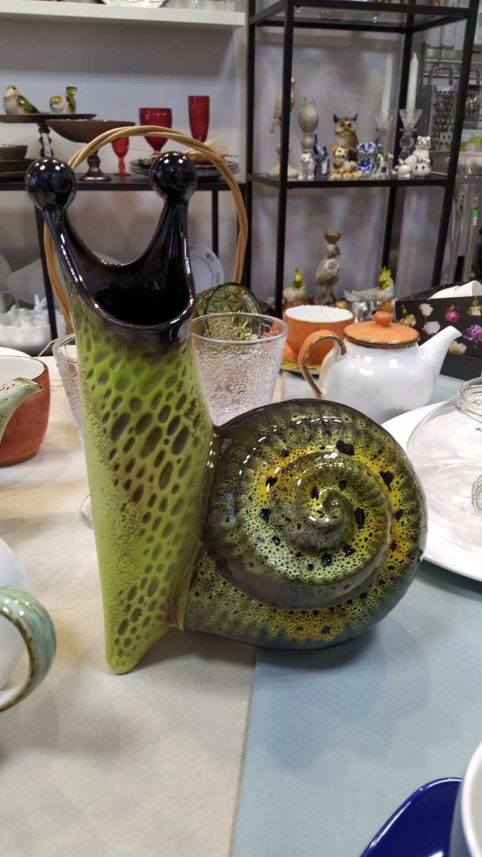 Фотография покупателя товара Ваза керамическая "Улитка", настольная, зелёная, 27 см, авторская работа