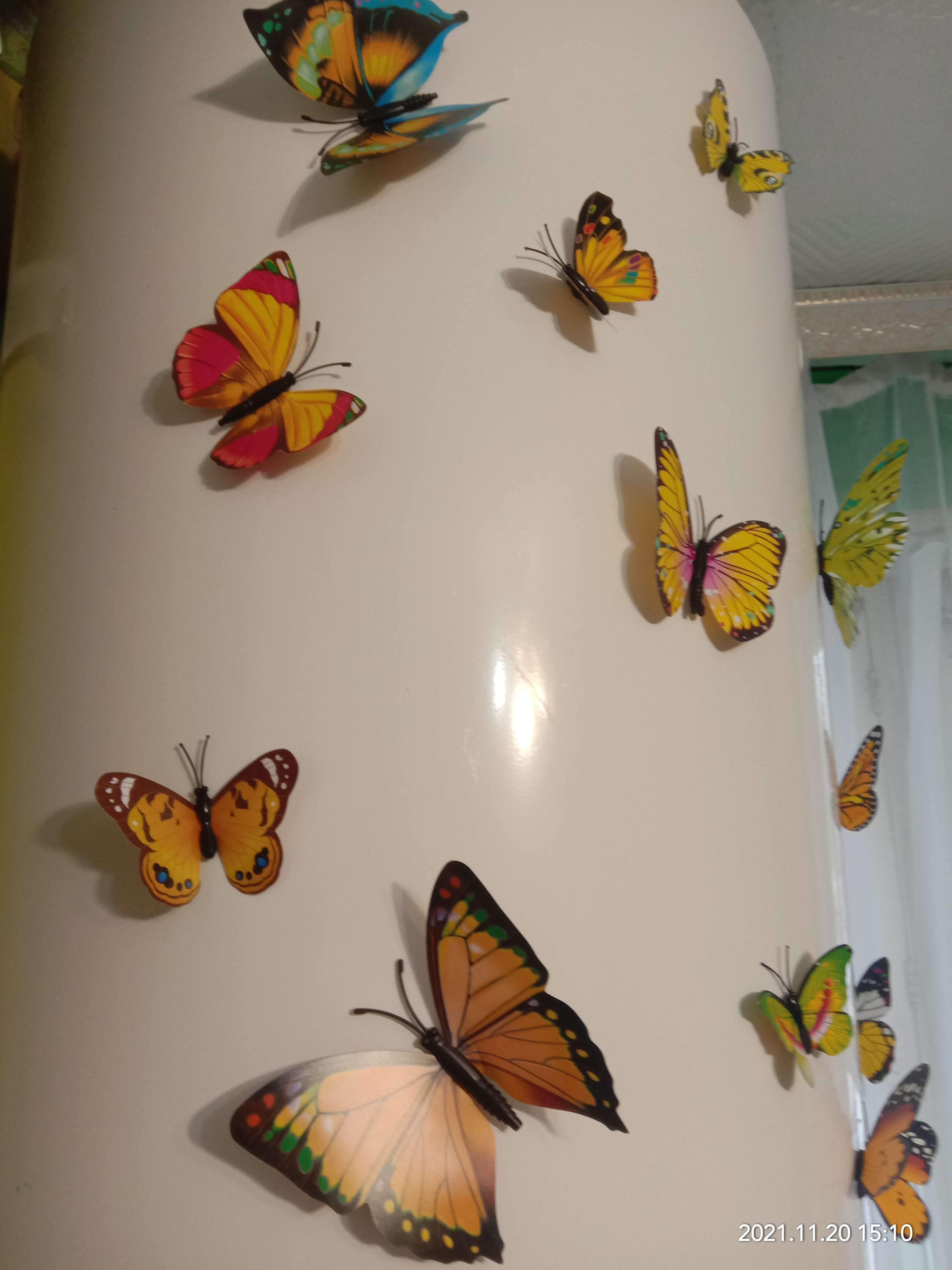 Фотография покупателя товара Магнит пластик "Бабочки одинарные крылья жёлтые" набор 12 шт - Фото 1