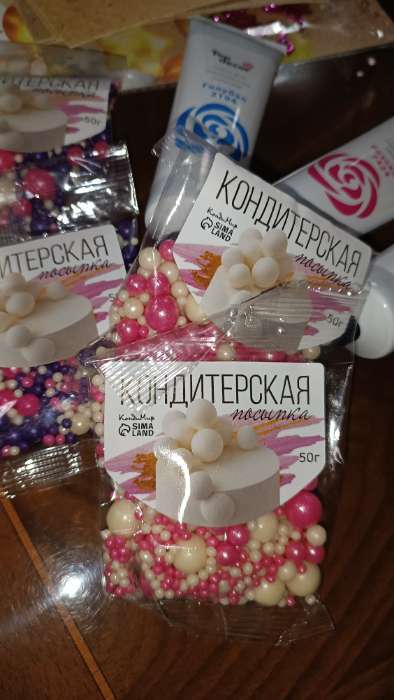 Фотография покупателя товара Кондитерская посыпка с мягким центром «Жемчуг», серебро, сиреневый, 50 г - Фото 7