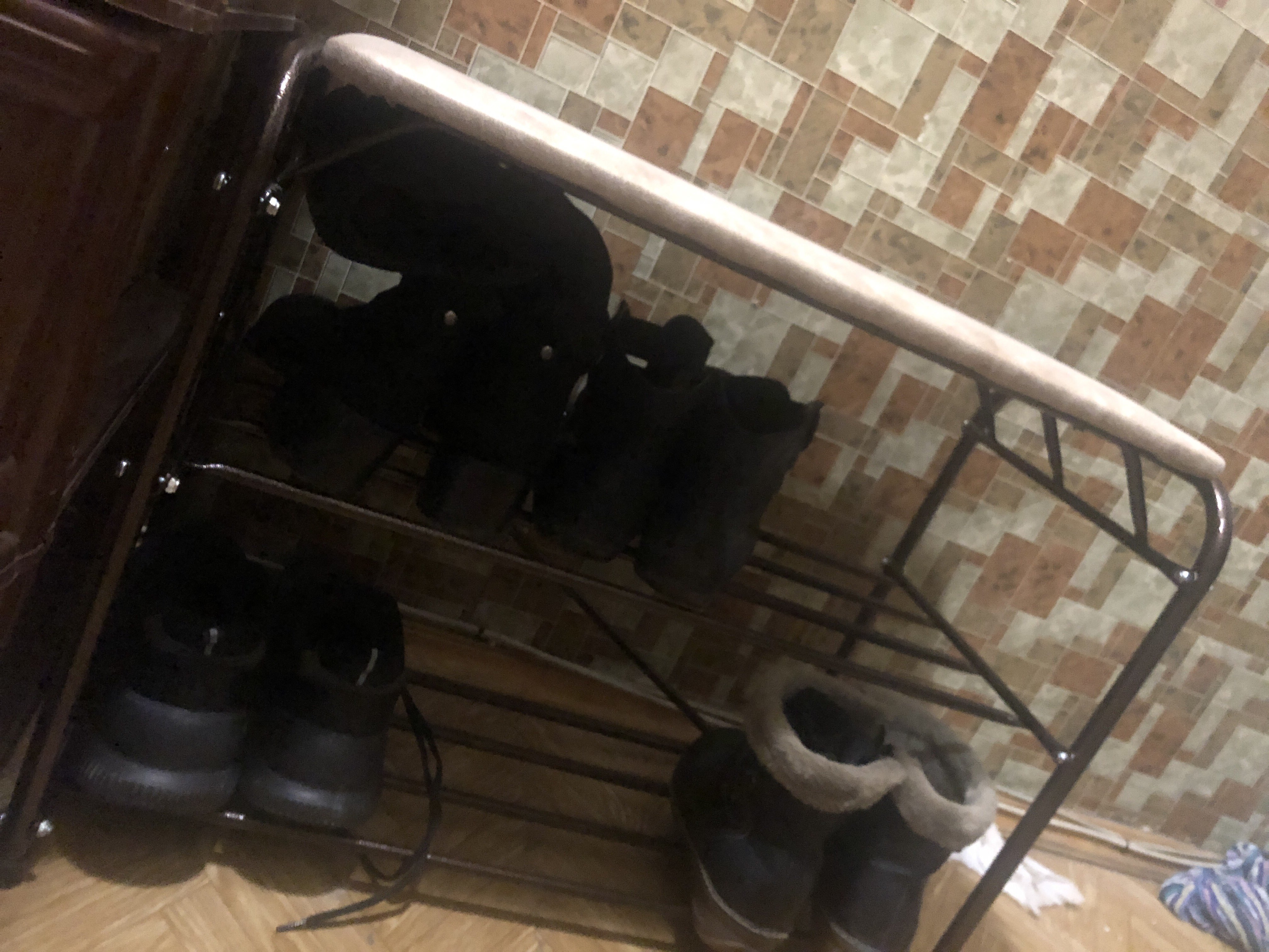 Фотография покупателя товара Подставка для обуви с сиденьем, 3 яруса, 65×32×48,5 см, замша, цвет чёрный - Фото 1