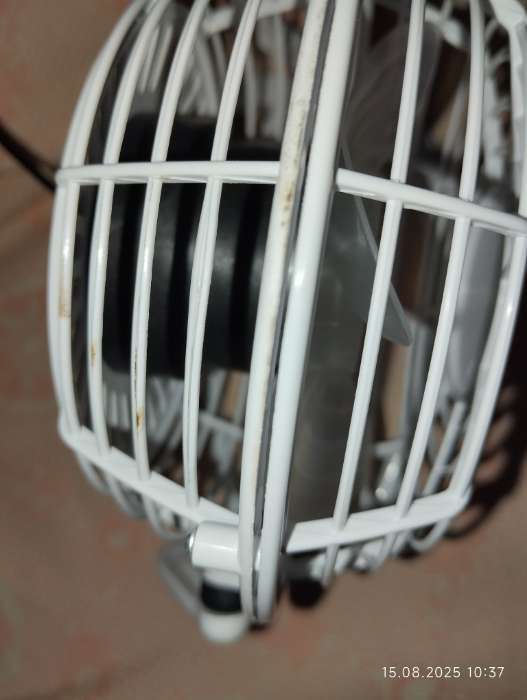 Фотография покупателя товара Вентилятор Luazon LOF-06, настольный, 2.5 Вт, 12 см, пластик, белый - Фото 6