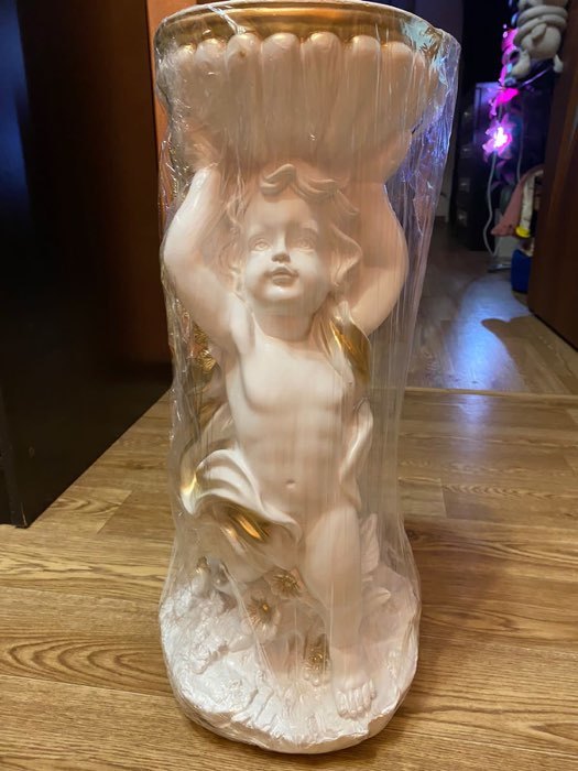 Фотография покупателя товара Статуэтка-кашпо "Ангел с чашей в руках", бело-золотистый, 22*24*52 см - Фото 1