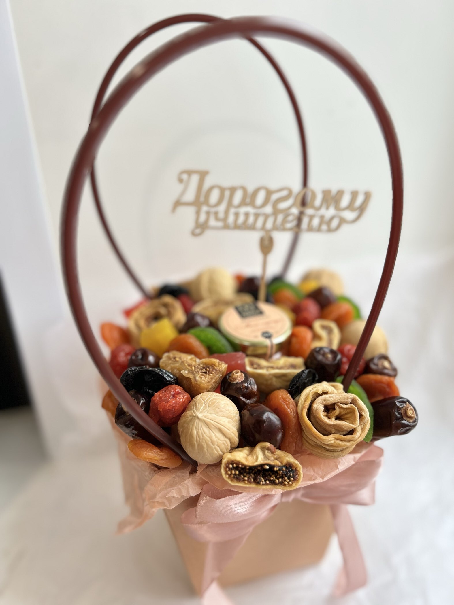 Фотография покупателя товара Топпер для торта «1 сентября», МИКС - Фото 1