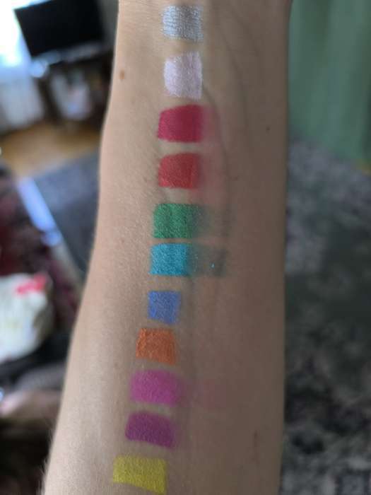 Фотография покупателя товара Аквагрим профессиональный для лица и тела, 15 цветов + 2 кисточки - Фото 13