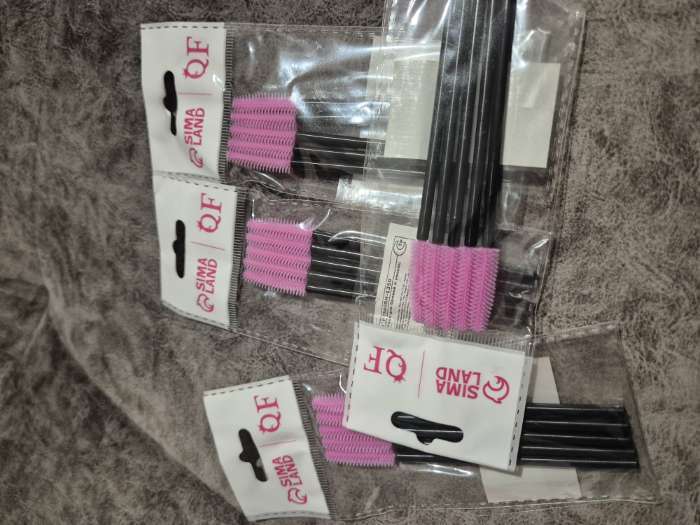 Фотография покупателя товара Щёточки для бровей и ресниц, силиконовые, набор - 5 шт., 10.5 см, цвет чёрный/розовый - Фото 1