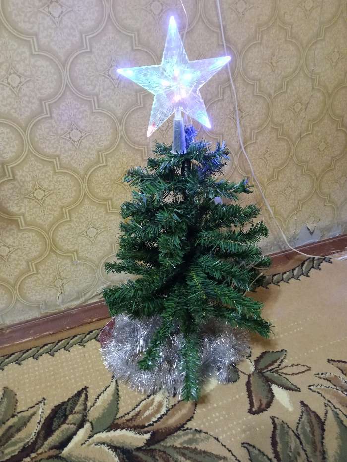 Фотография покупателя товара Светодиодная верхушка на ёлку «Звезда белая» 16 см, 10 LED, провод 2 метра, 220 В, свечение мульти - Фото 6