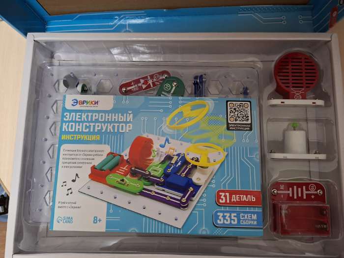 Фотография покупателя товара Конструктор электронный «Эврики», 335 схем, 31 элемент, работает от батареек - Фото 3