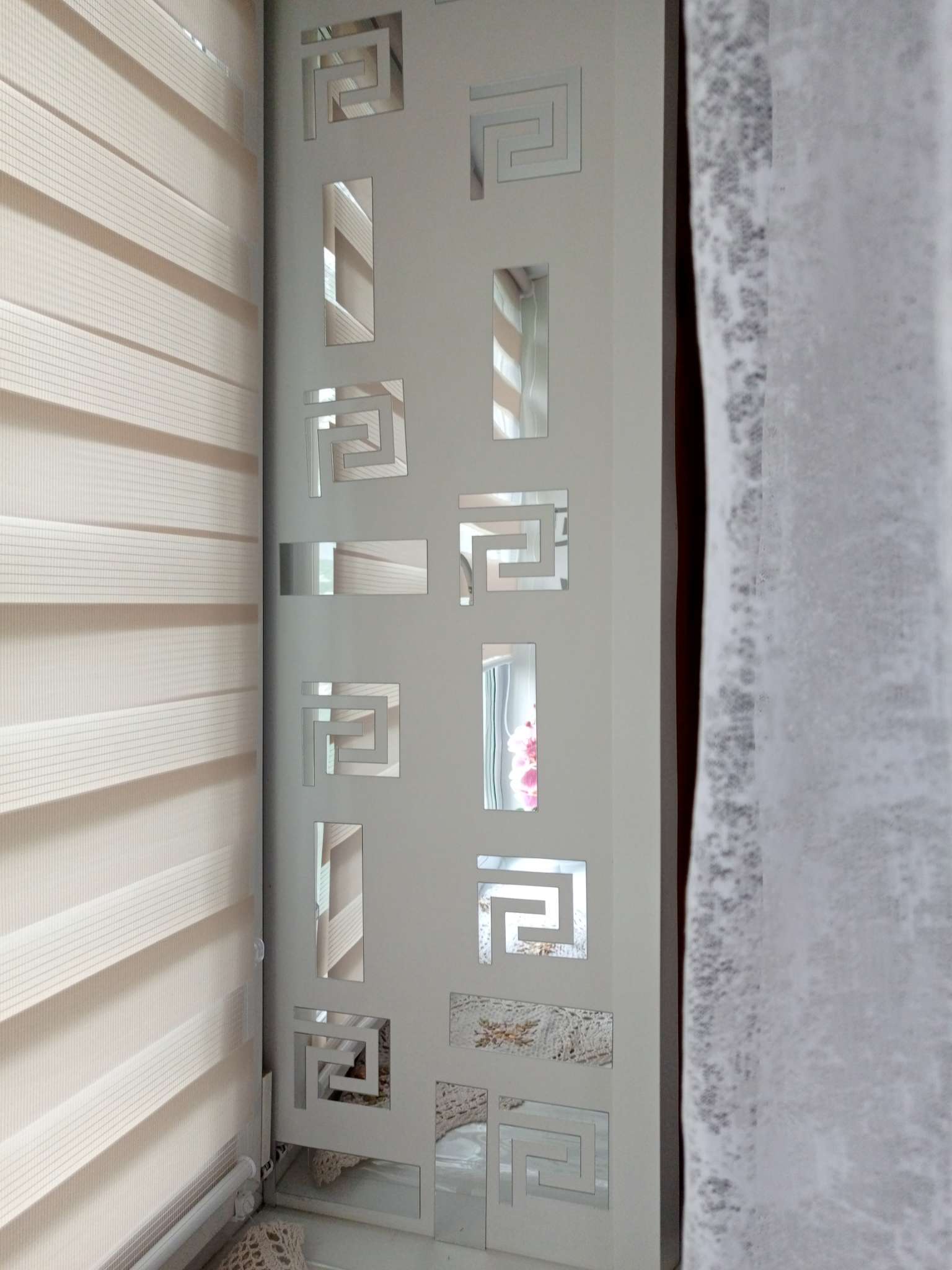 Фотография покупателя товара Зеркало настенное «Кирпичики», на клеевой основе, акриловое, 18 шт., 15×5 см - Фото 1