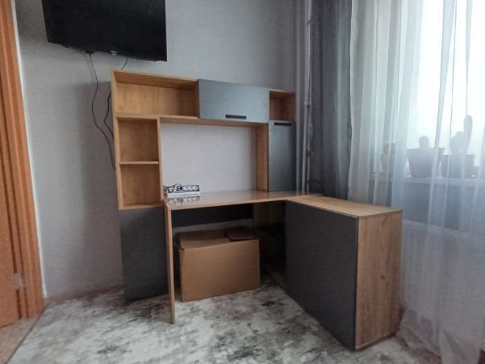 Фотография покупателя товара Стол компьютерный «Квартет – 13», с надстройкой, с пеналом, с тумбой, цвет дуб крафт золотой/графит серый - Фото 1