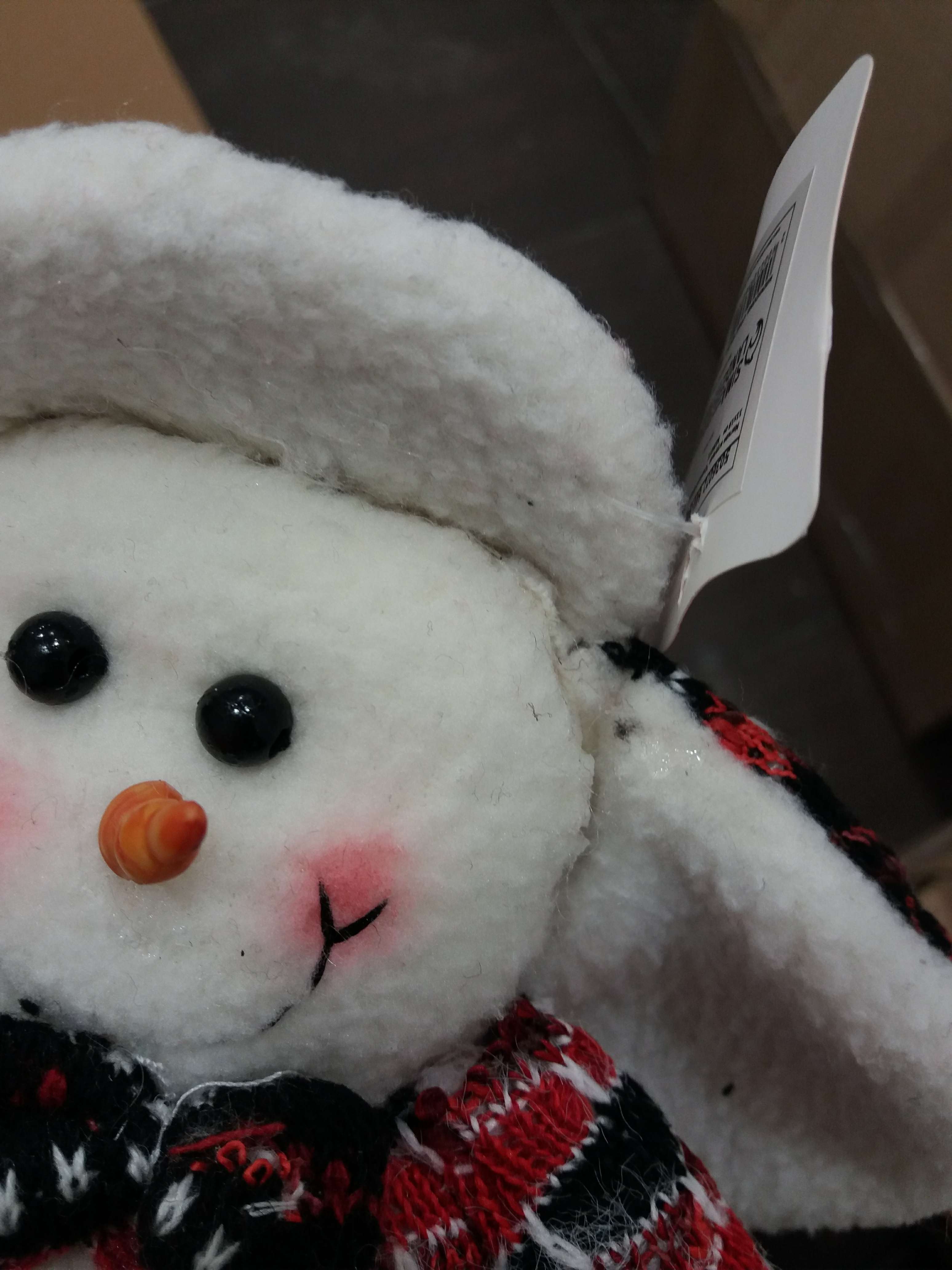 Фотография покупателя товара Мягкая игрушка "Снеговик-красные цветочки" 11х19 см, бело-красный - Фото 2