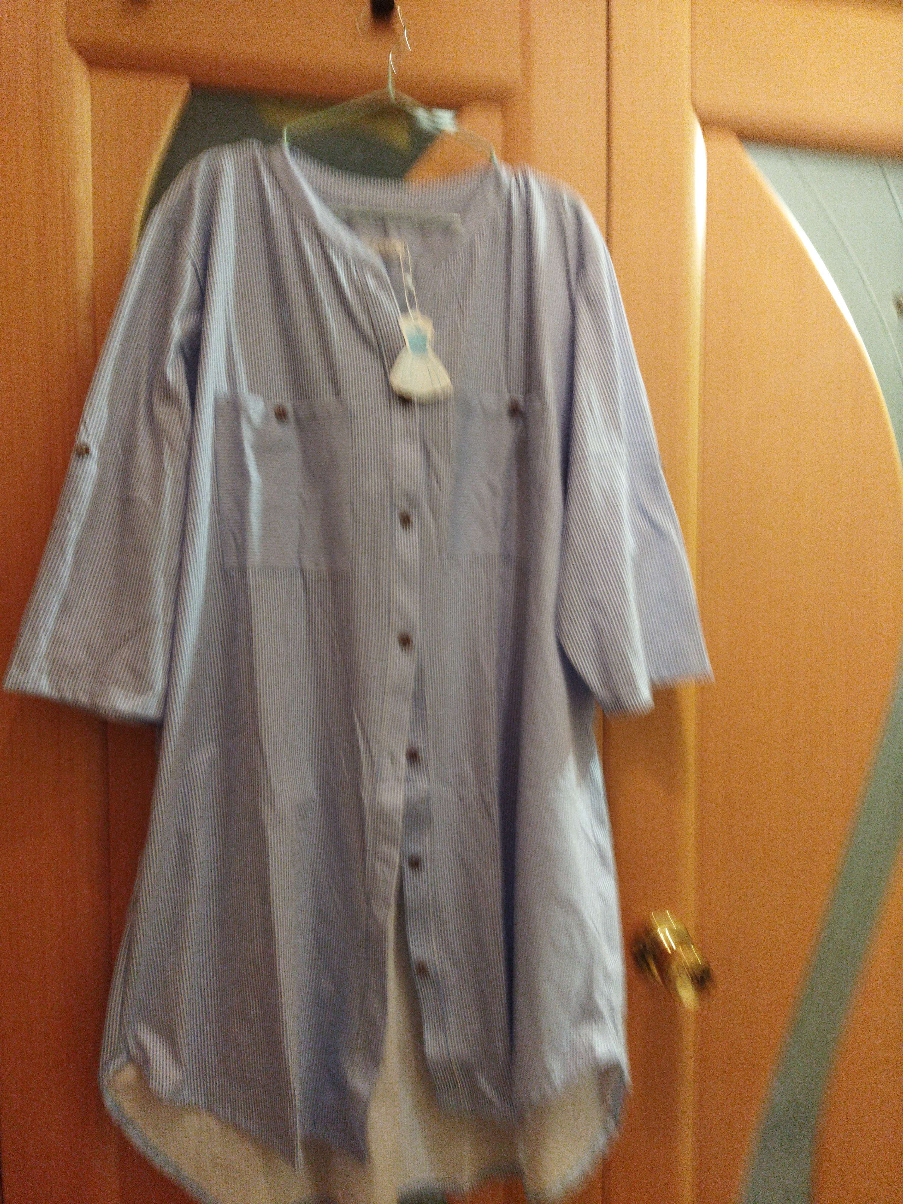 Фотография покупателя товара Рубашка женская, цвет голубой, размер 50 - Фото 3