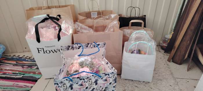 Фотография покупателя товара Пакет подарочный с широким дном, упаковка, «Special for you», 25×19×18 см - Фото 1