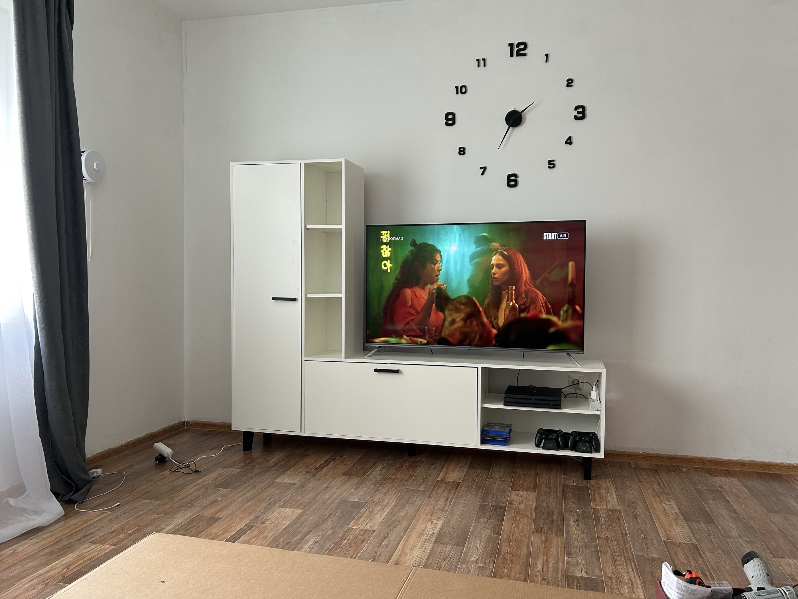 Фотография покупателя товара УЦЕНКА Гостиная Анриал, Дуб крафт золотой/Белый - Фото 3