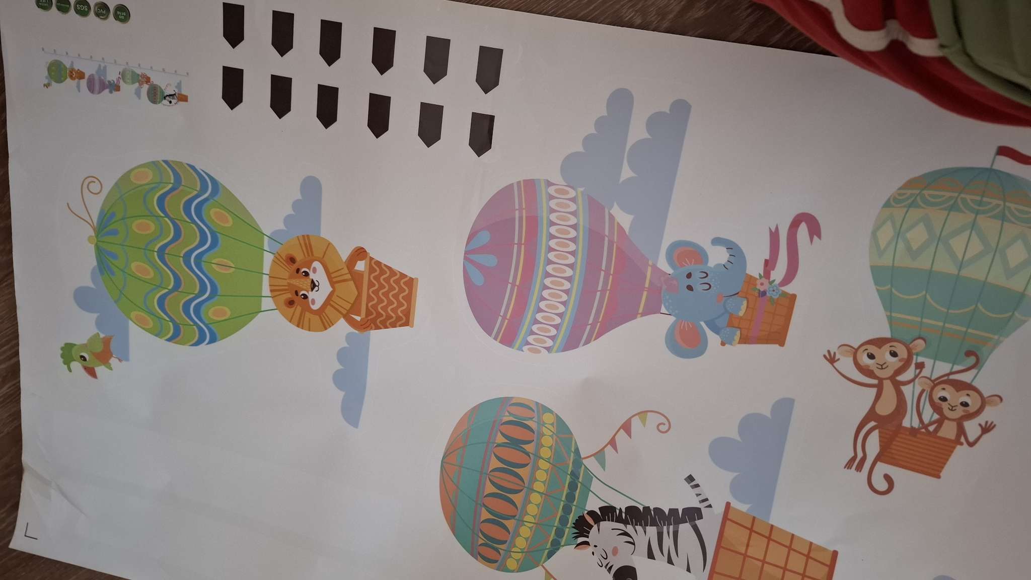 Фотография покупателя товара Ростомер - наклейка интерьерная цветная «Животные на воздушных шарах», пластик, 60×90 см - Фото 3