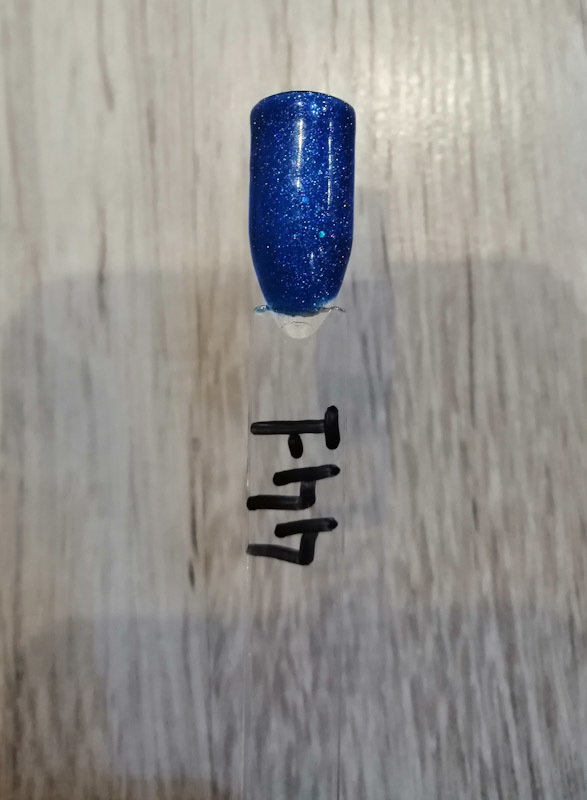 Фотография покупателя товара Гель-лак для ногтей, 5284-441, трёхфазный, LED/UV, 10мл, цвет 5284-441 небесно-синий блёстки - Фото 6