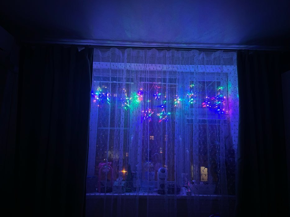 Фотография покупателя товара Гирлянда «Бахрома» 2.4 × 0.9 м с насадками «Снежинки», IP20, прозрачная нить, 150 LED, свечение синее, 8 режимов, 220 В - Фото 34