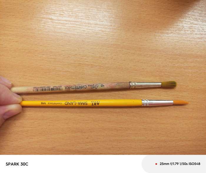 Фотография покупателя товара Кисть для рисования синтетика круглая № 8 (диаметр обоймы 7 мм; длина ворса 22 мм) - Фото 4