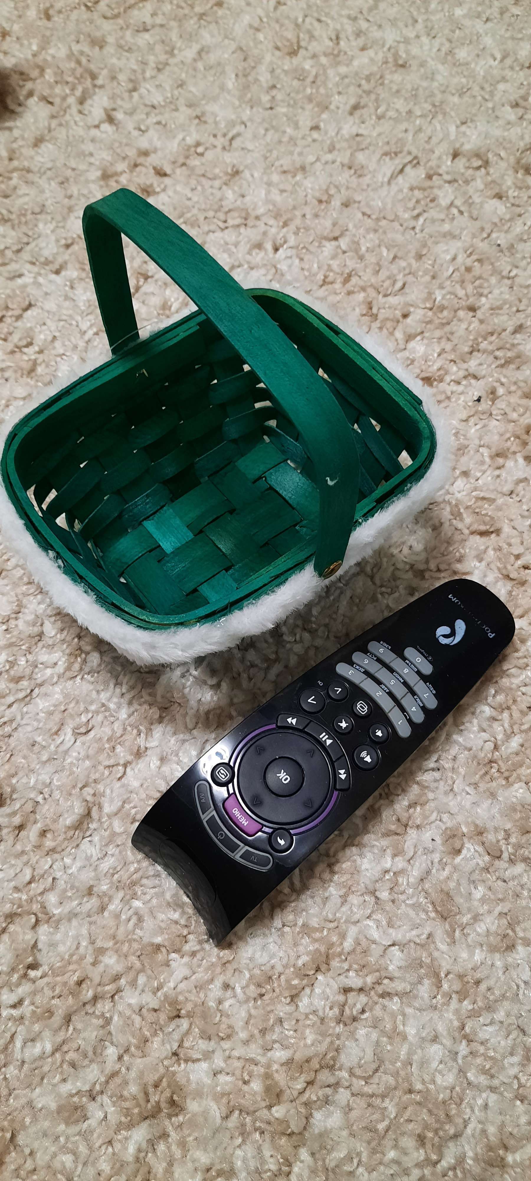 Фотография покупателя товара Корзина плетёная для хранения «Новогодняя», 15×12×7.5 см, ручка h=17.5 см, зелёная - Фото 1