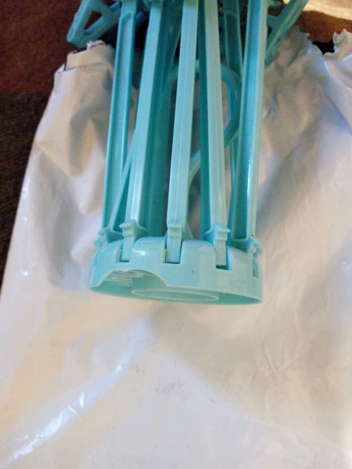 Фотография покупателя товара Сушилка для белья подвесная складная, 36×36 см, 12 прищепок, цвет МИКС - Фото 5