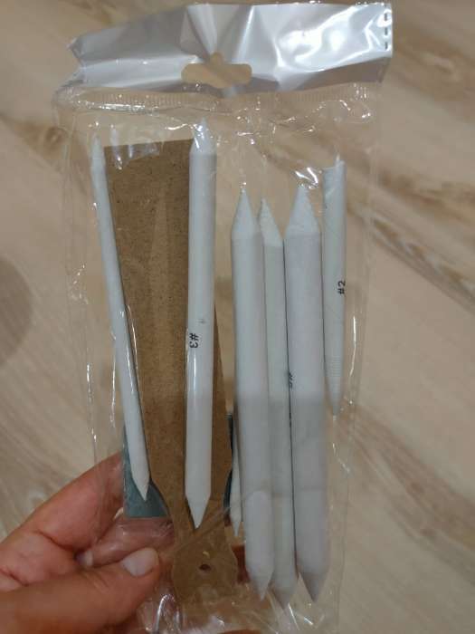 Фотография покупателя товара Набор инструментов для растушёвки, 8 предметов, 1 наждачка-12 листов, 1 ластик-клячка - Фото 2