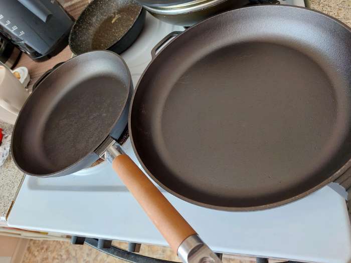 Фотография покупателя товара Сковорода Wild Kitchen, d=20 см, лопатка и губка в комплекте, чугун - Фото 6
