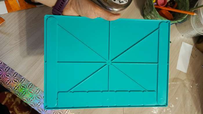 Фотография покупателя товара Доска для лепки пластиковая А4 «Прованс», пастельная, с бортиком и отделениями, МИКС - Фото 4