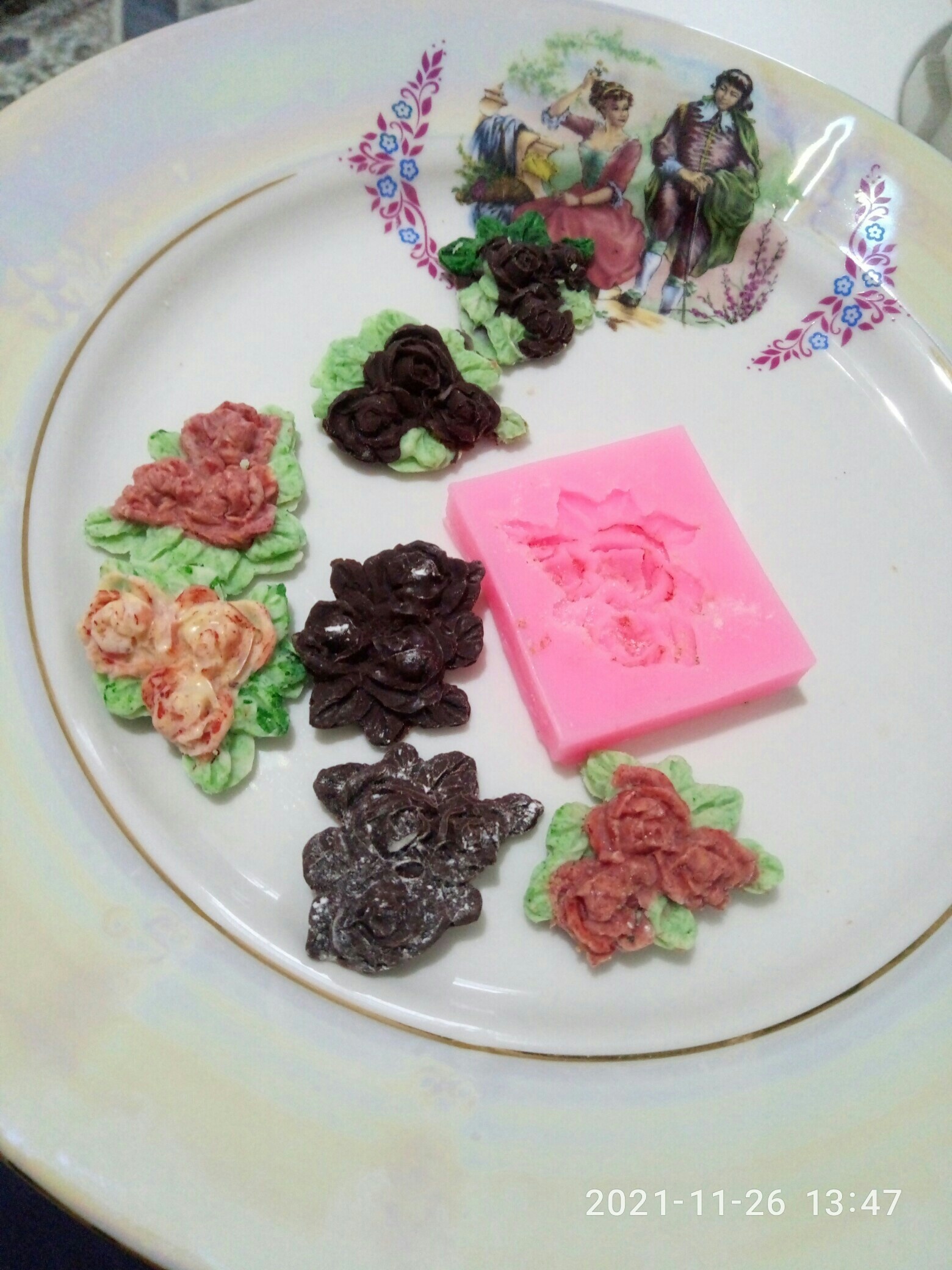 Фотография покупателя товара Молд Доляна «Букет роз», силикон, 4,5×5 см, цвет розовый