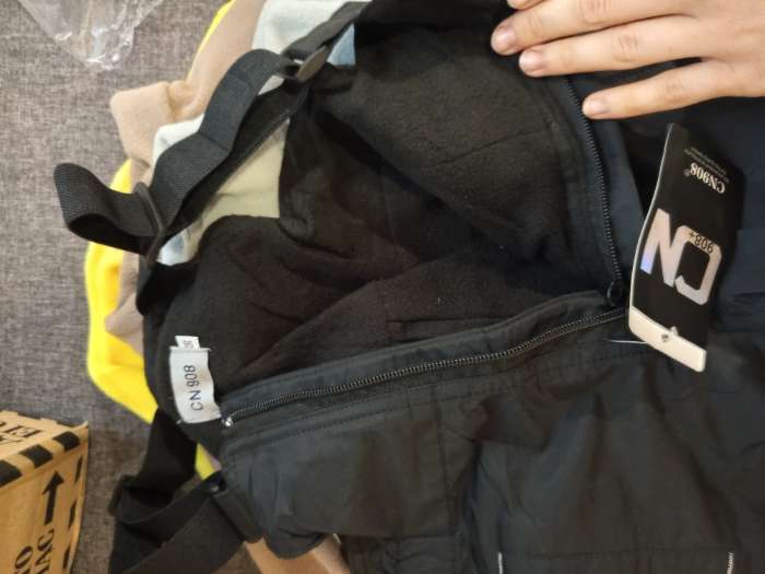 Фотография покупателя товара Полукомбинезон утеплённый для мальчиков, цвет чёрный, рост 116 см - Фото 2