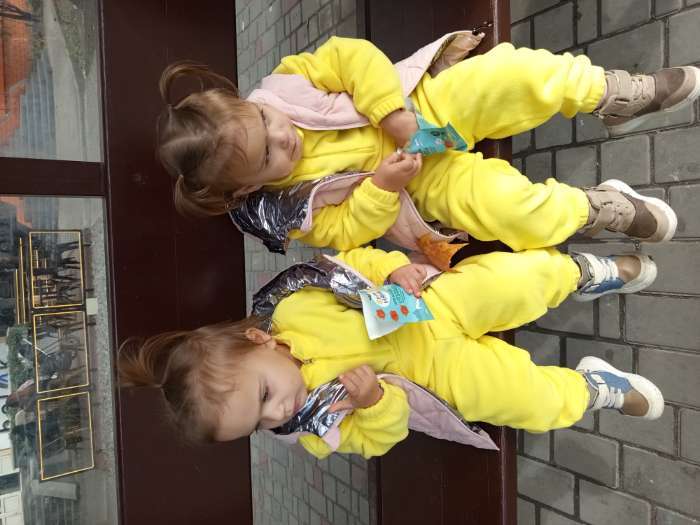 Фотография покупателя товара Костюм для девочки флисовый (худи, брюки) MINAKU, жёлтый, рост 104-110 см - Фото 1