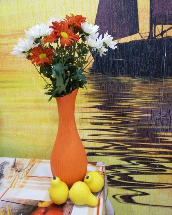 Фотография покупателя товара Ваза керамическая "Лиза", настольная, оранжевая, 32 см - Фото 1
