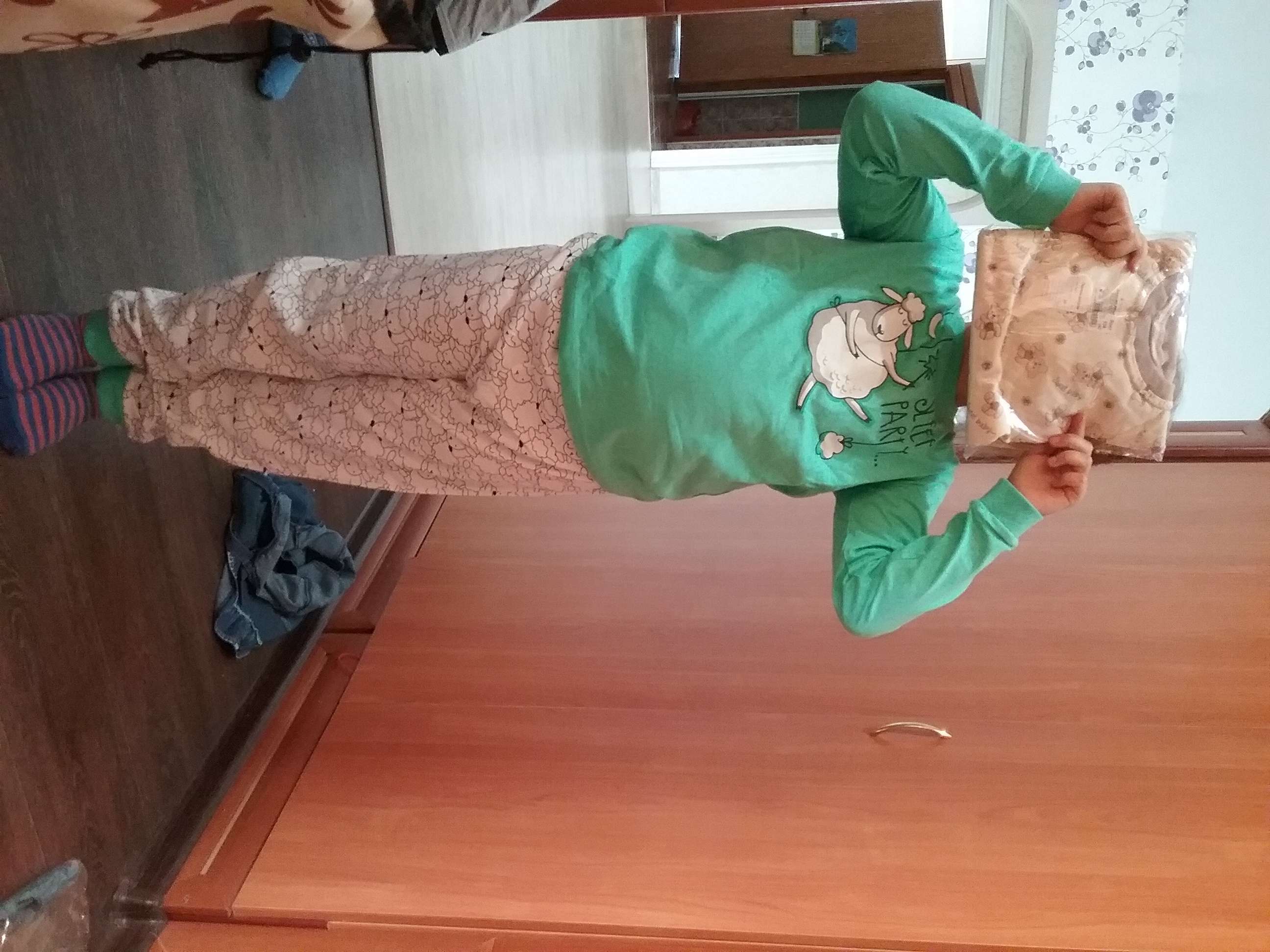 Фотография покупателя товара Пижама для девочки, рост 98/104 см, цвет бирюзовый/овечки - Фото 1