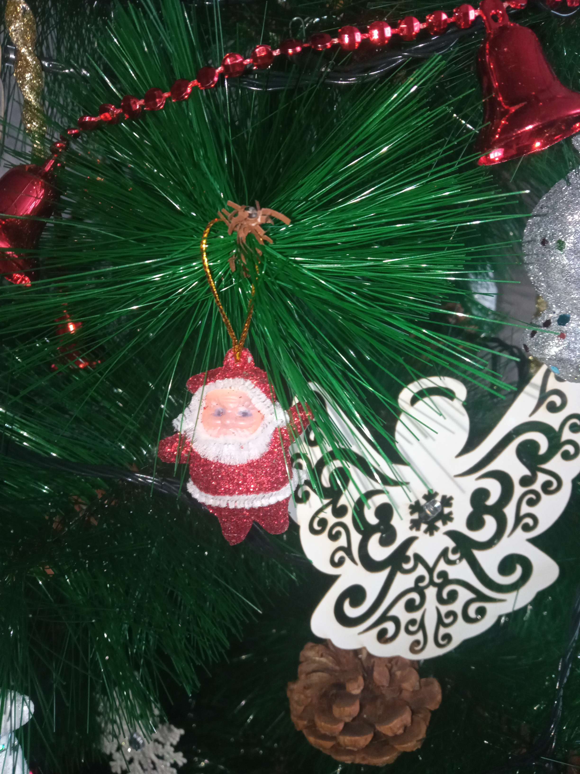 Фотография покупателя товара Украшение ёлочное "Дед Мороз в блёстках" (набор 6 шт) 4,5 см, микс - Фото 7