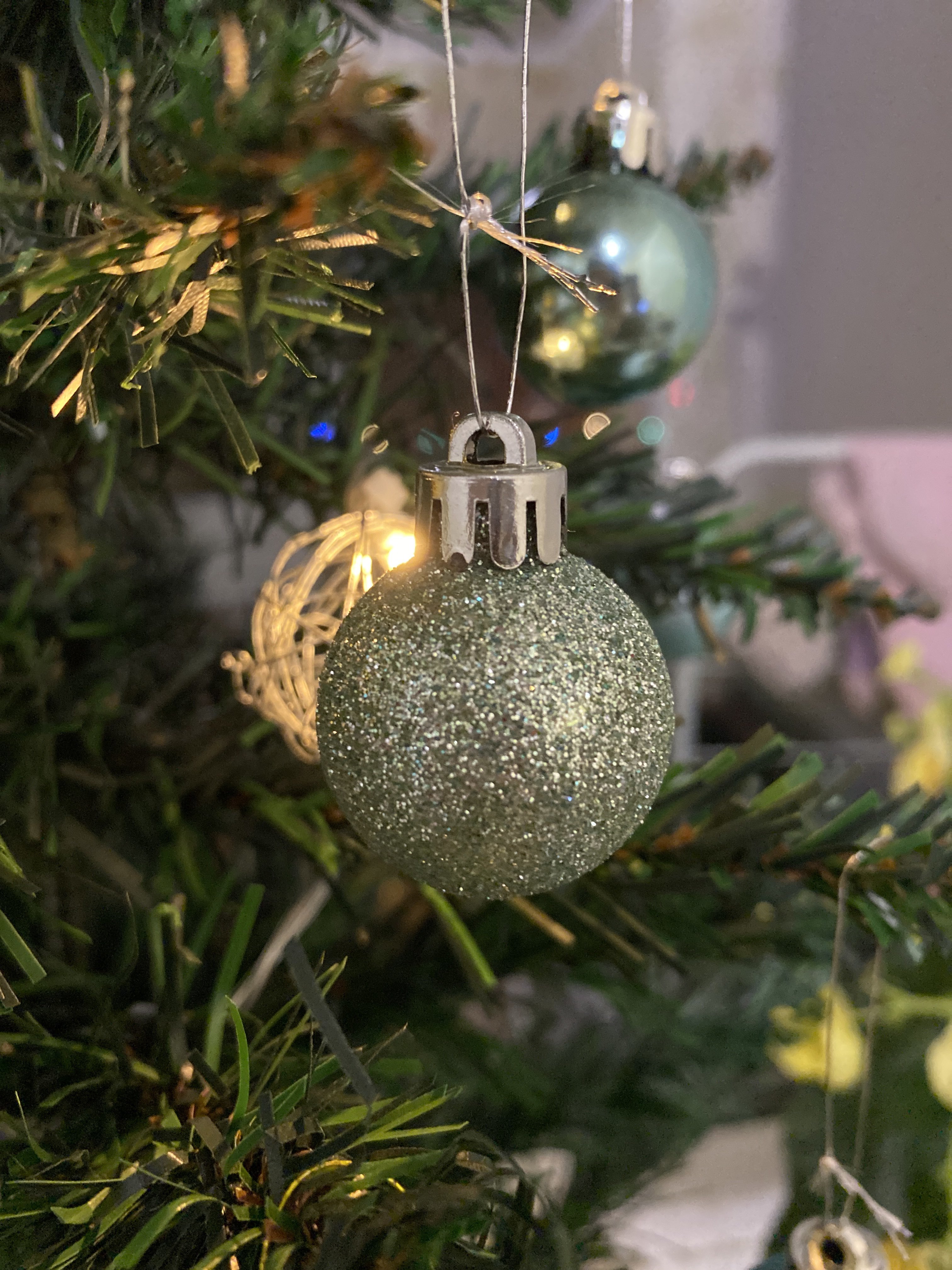 Фотография покупателя товара Ёлочные игрушки «Николь блеск», шары новогодние, d=3 см, набор 20 шт., зелёный - Фото 1