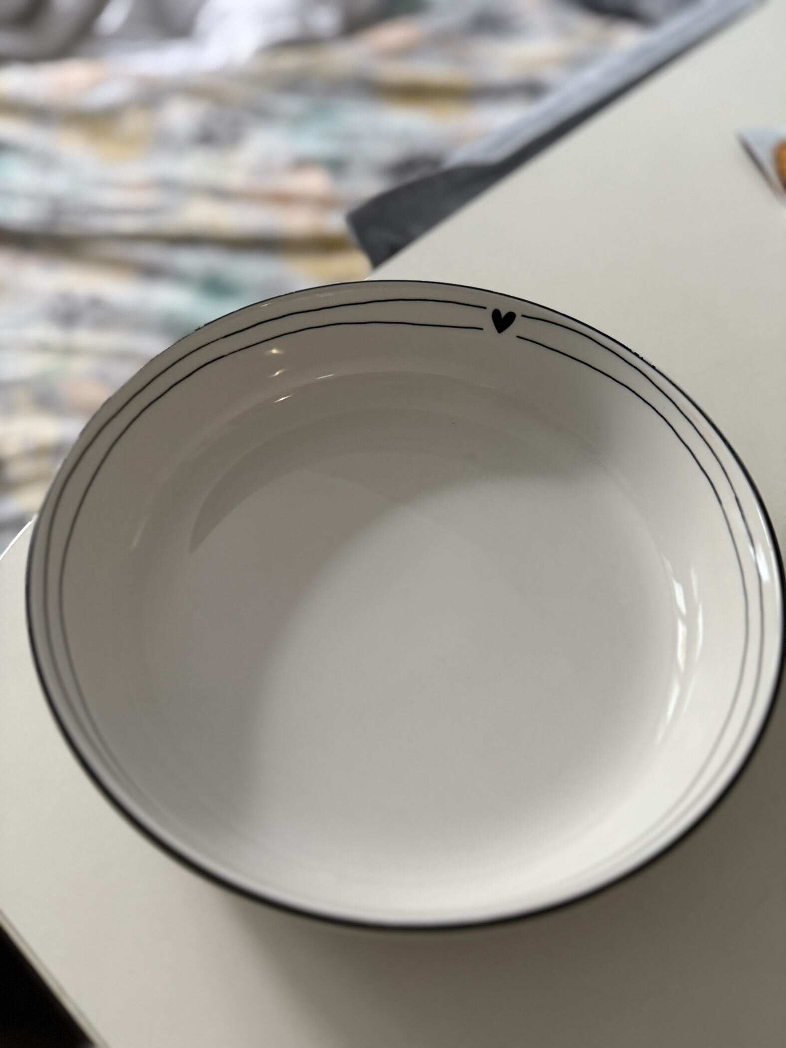 Фотография покупателя товара Тарелка суповая керамическая «С любовью», d=20 см, 1000 мл, ручная работа - Фото 1