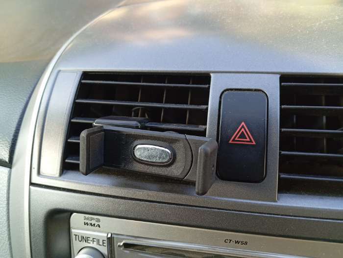 Фотография покупателя товара Держатель для телефона в машину TORSO, раздвижной, 55-85 мм, пластик - Фото 4