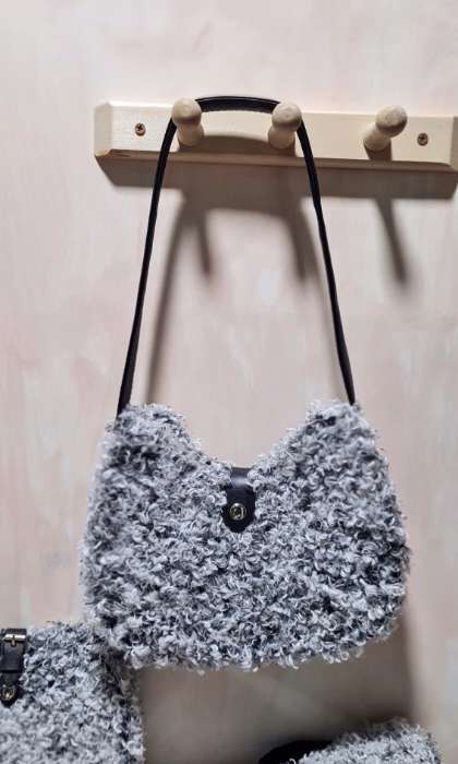 Фотография покупателя товара Канва-основа для вышивания сумки, пластиковая, 52×29 см, цвет белый - Фото 2