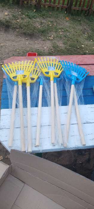 Фотография покупателя товара Грабли веерные детские, 80 см, МИКС - Фото 1